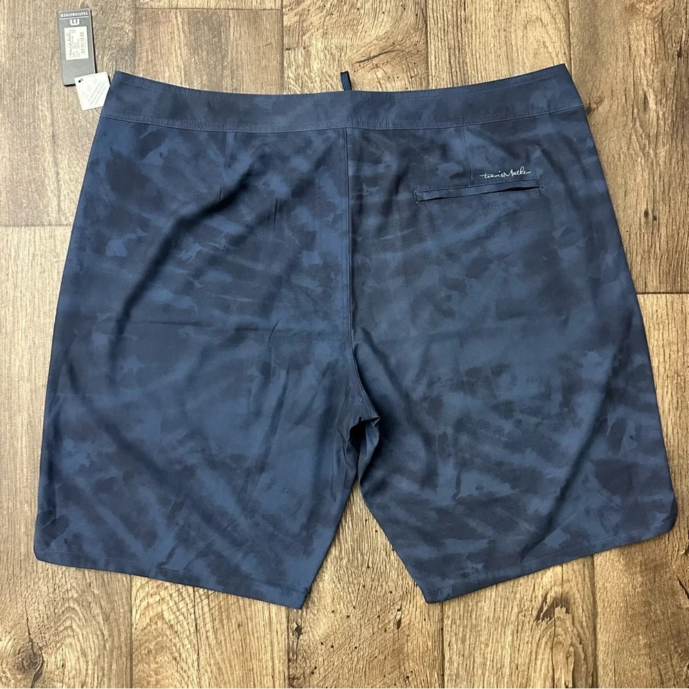 Travis Mathew Swim Summer Beach Board Shorts Mens Size 40 Insignia Blue